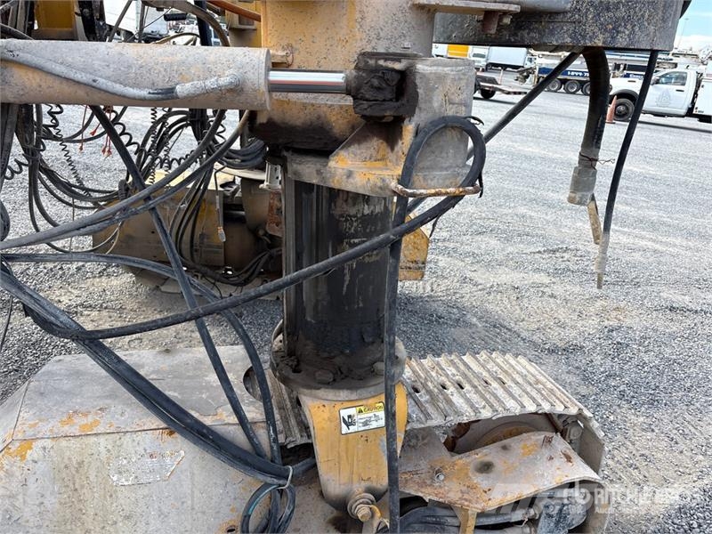 Gomaco GP2400 Slip Form Paver Strassenfertiger