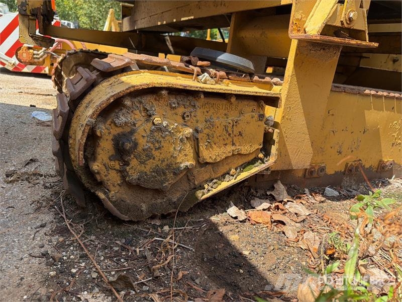 Gomaco GT 60078 Slip Form Paver Betoonilaoturid