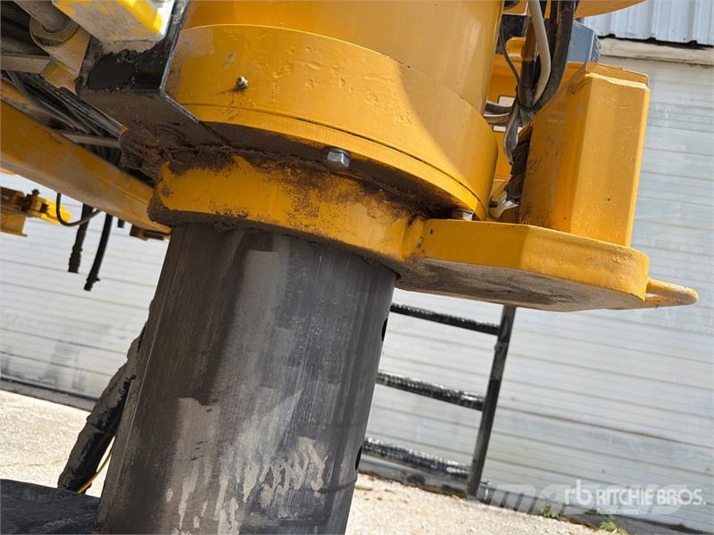 Gomaco GT3600 Curb and Gutter Machine Accesorios