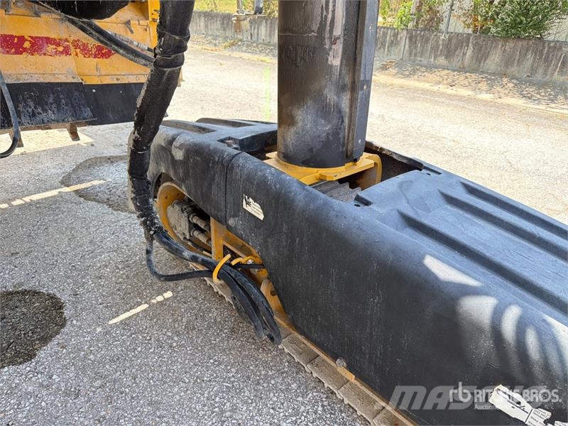Gomaco GT3600 Curb and Gutter Machine Accesorios
