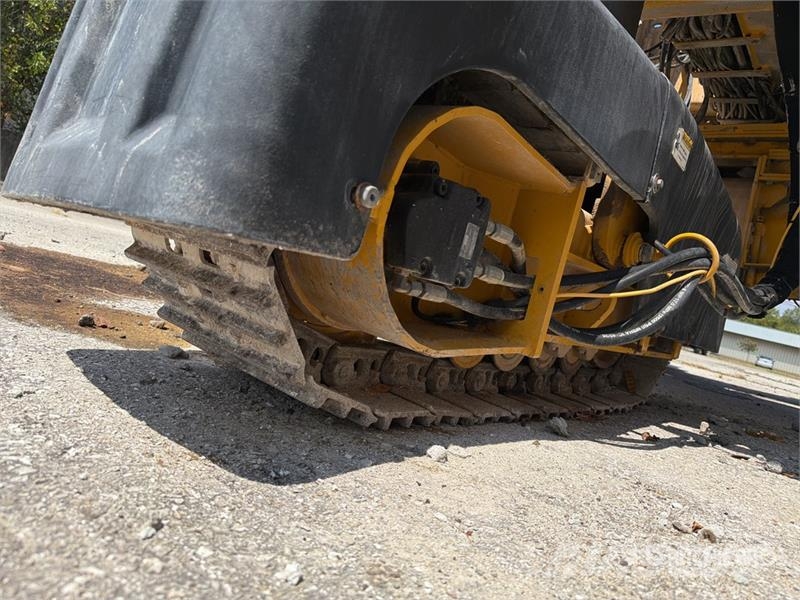 Gomaco GT3600 Curb and Gutter Machine Accesorios