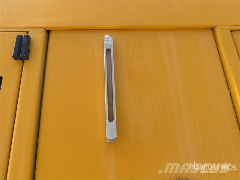 Gomaco GT3600 Curb and Gutter Machine Accesorios