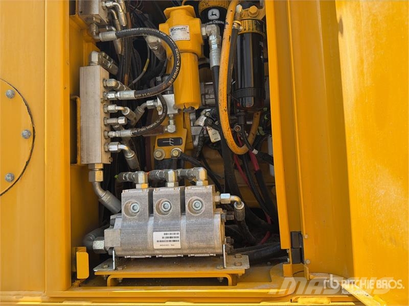 Gomaco GT3600 Curb and Gutter Machine Accesorios