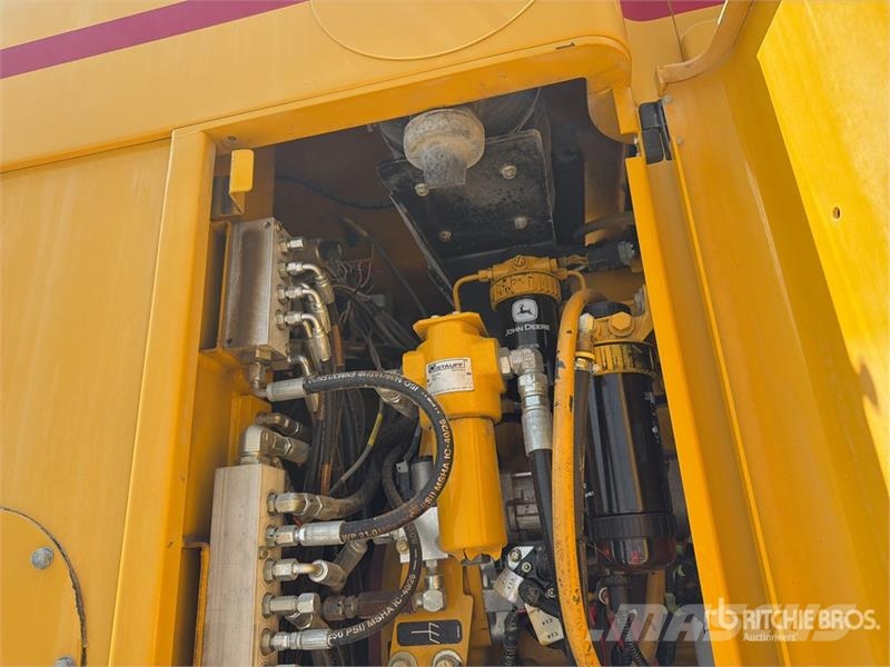 Gomaco GT3600 Curb and Gutter Machine Accesorios