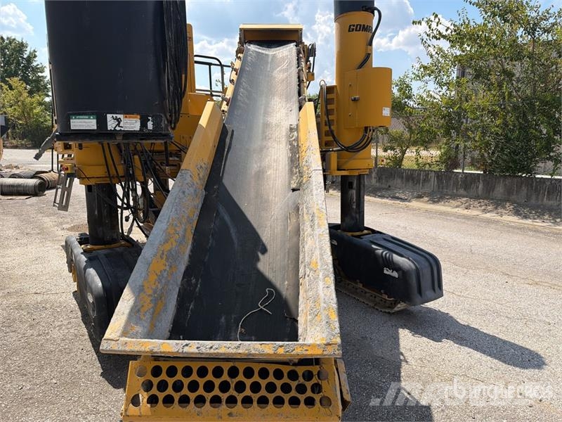 Gomaco GT3600 Curb and Gutter Machine Accesorios