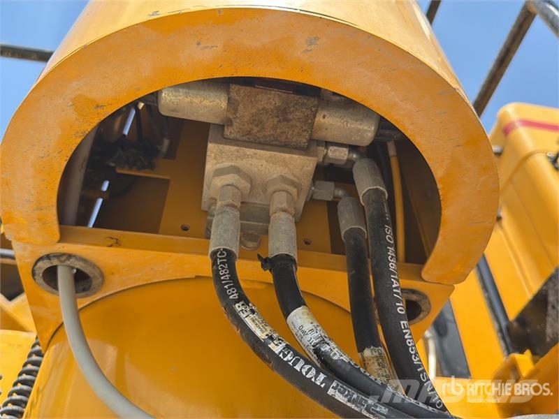 Gomaco GT3600 Curb and Gutter Machine Accesorios