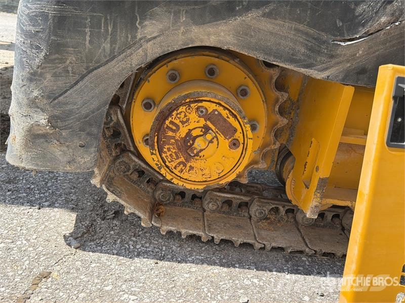 Gomaco GT3600 Curb and Gutter Machine Accesorios