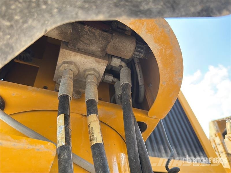 Gomaco GT3600 Curb and Gutter Machine Accesorios