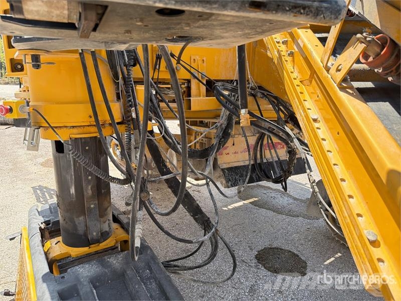 Gomaco GT3600 Curb and Gutter Machine Accesorios