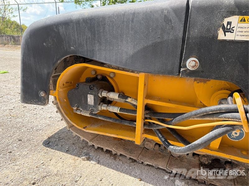 Gomaco GT3600 Curb and Gutter Machine Accesorios
