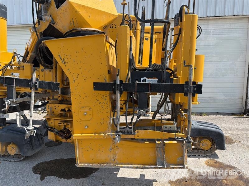 Gomaco GT3600 Curb and Gutter Machine Accesorios