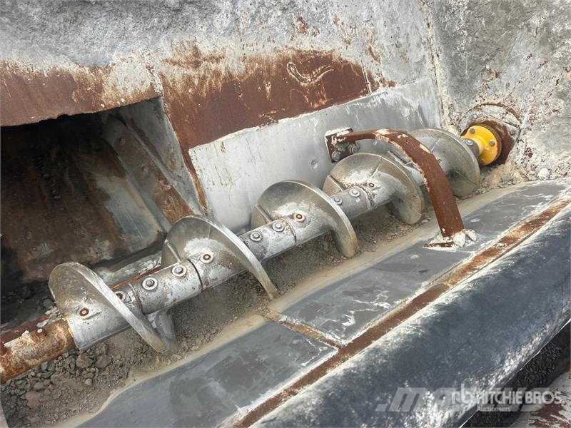 Gomaco GT9500 Concrete accessories