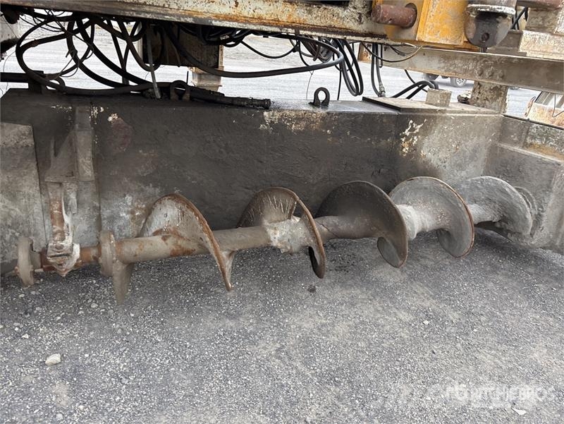 Gomaco PS2600 Concrete Spreader 其他