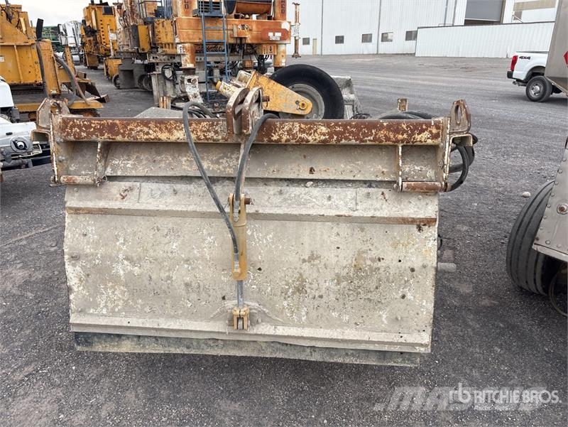 Gomaco PS2600 Concrete Spreader 其他