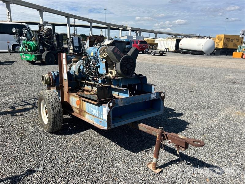  Gorman Rupp PA6A6O-F4L Trailer-Mounted Water Pump Bombas de agua