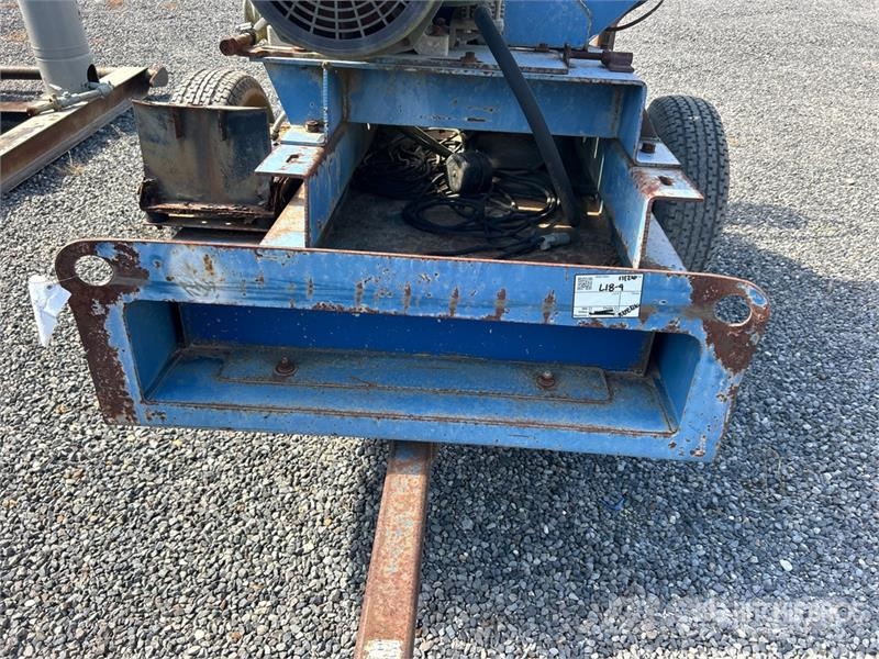  Gorman Rupp PA6A6O-F4L Trailer-Mounted Water Pump Bombas de agua