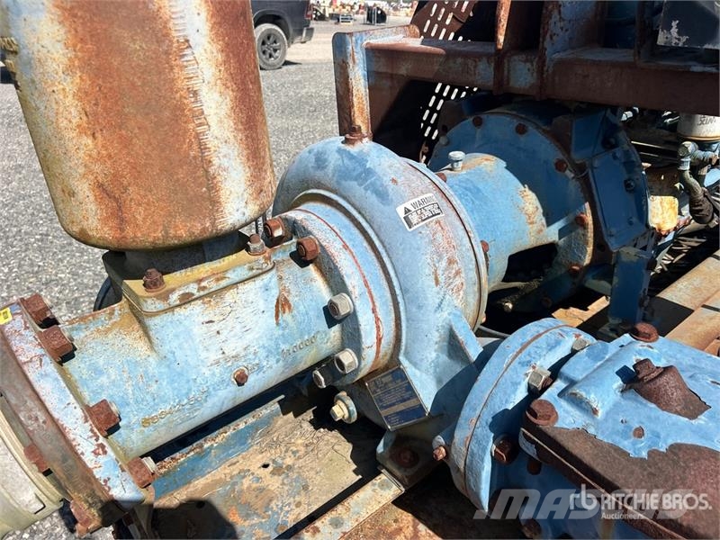  Gorman Rupp PA6A6O-F4L Trailer-Mounted Water Pump Bombas de agua