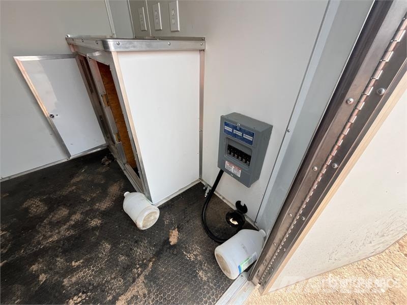 Grandview 12 ft T/A Dog Grooming Enclosed Trailer Sanduk prikolice