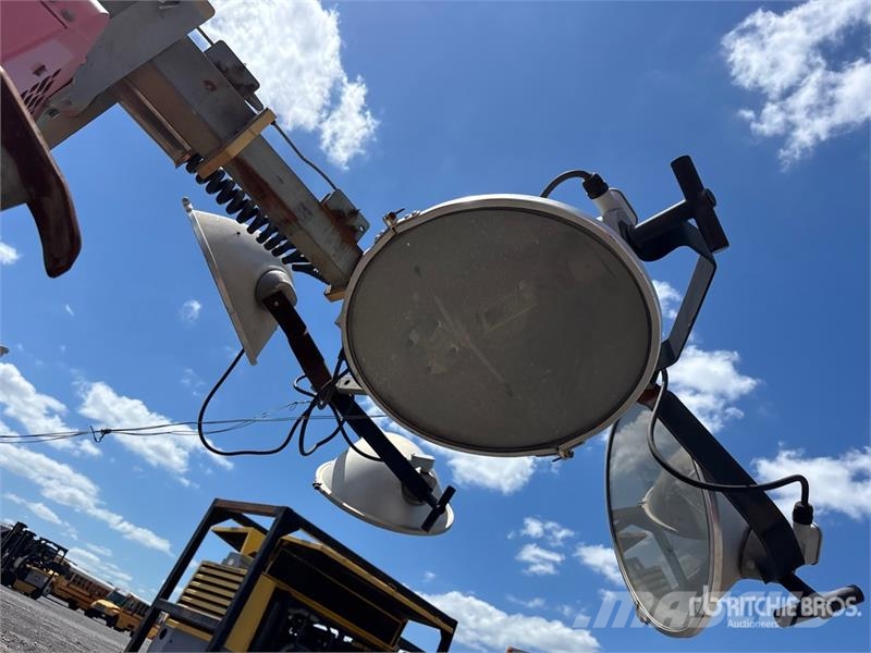 Grandwatt 4TN4000XD-1700 Fénytornyok
