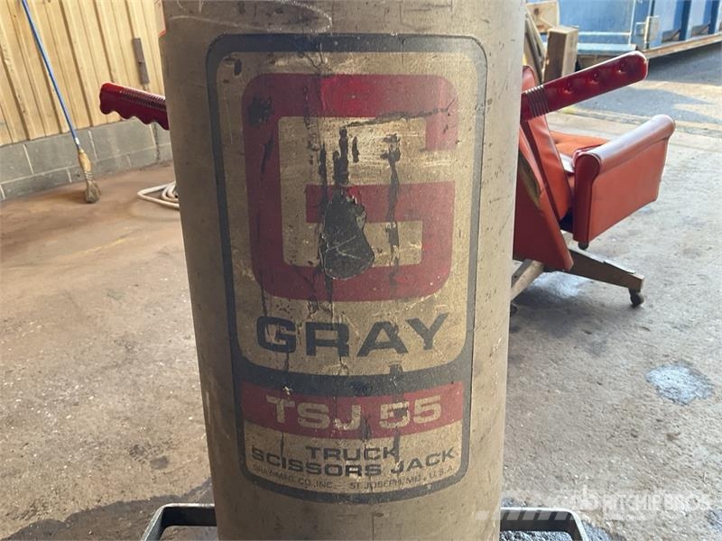  Gray TSJ 55 11000 lbs Truck Scissor Jack Építőipar - Egyebek
