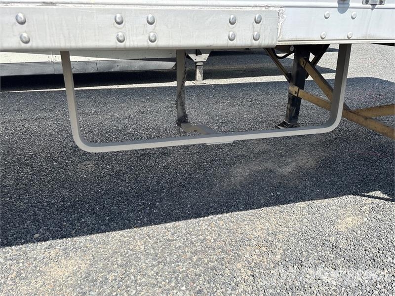 Great Dane 46 ft x 96 in T/A Van Trailer Furgons