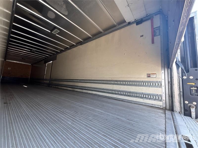Great Dane 46 ft x 96 in T/A Van Trailer Furgons
