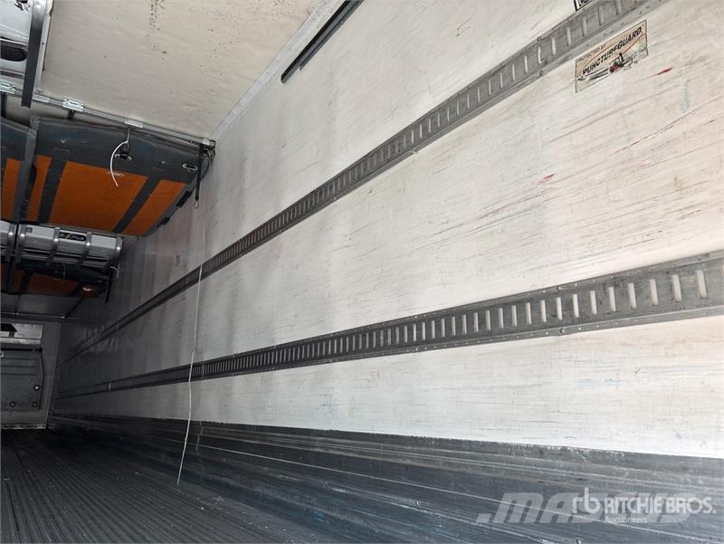 Great Dane 53 ft T/A 53 ft x 102 in T/A Refrigerated Trailer Piekabes ar temperatūras kontroli