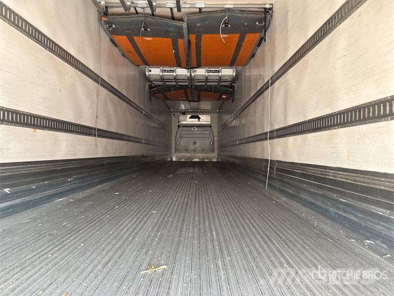 Great Dane 53 ft T/A 53 ft x 102 in T/A Refrigerated Trailer Piekabes ar temperatūras kontroli