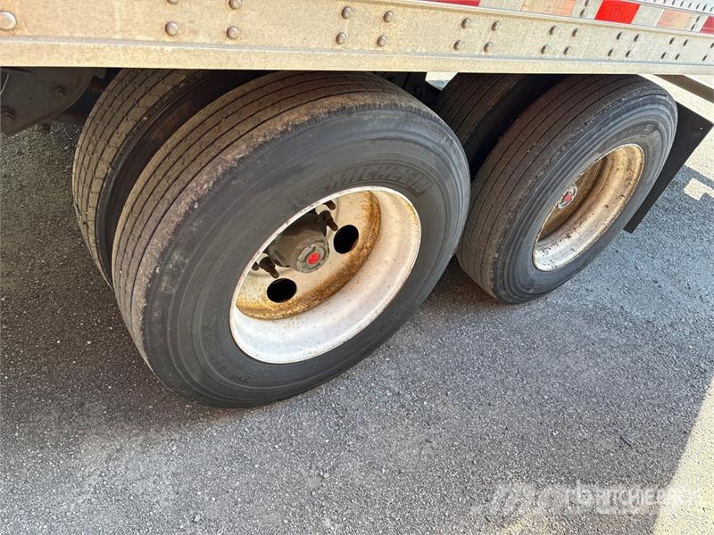 Great Dane 53 ft T/A 53 ft x 102 in T/A Refrigerated Trailer Kylmä-/Lämpökoripuoliperävaunut