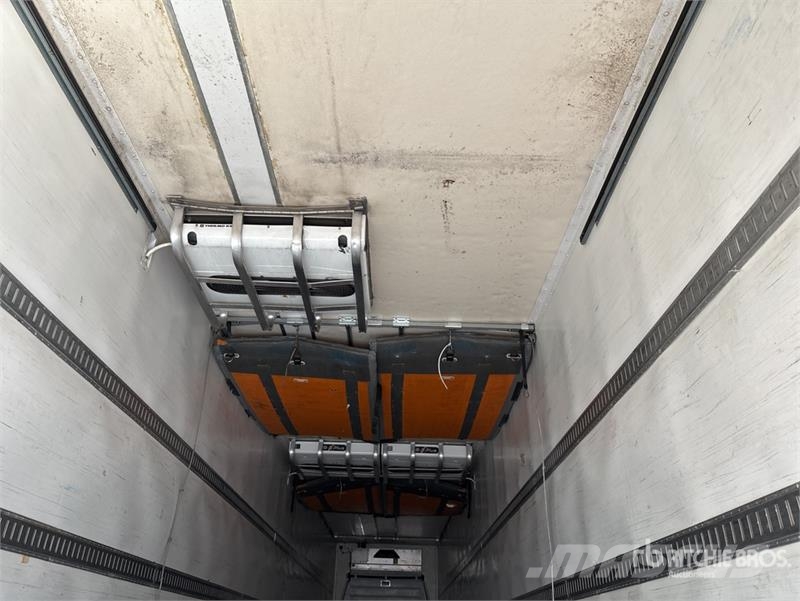 Great Dane 53 ft T/A 53 ft x 102 in T/A Refrigerated Trailer Piekabes ar temperatūras kontroli