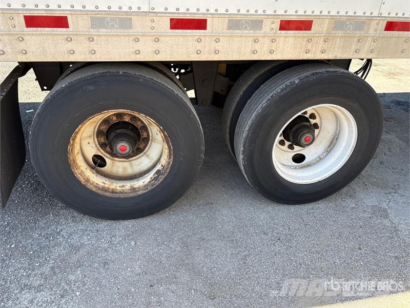 Great Dane 53 ft T/A 53 ft x 102 in T/A Refrigerated Trailer Hladilne polprikolice