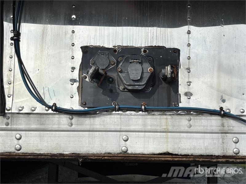 Great Dane 53 ft x 102 in T/A Refrigerated Trailer Piekabes ar temperatūras kontroli