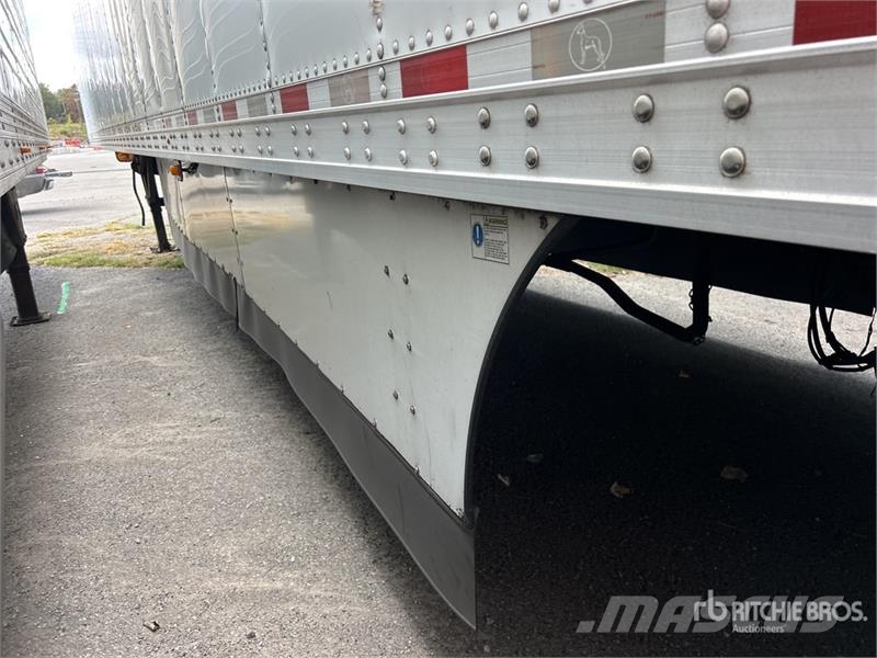 Great Dane 53 ft x 102 in T/A Refrigerated Trailer Chladiarenské návesy