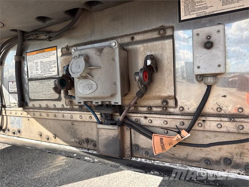 Great Dane 53 ft x 102 in T/A Refrigerated Trailer Semi remorque frigorifique