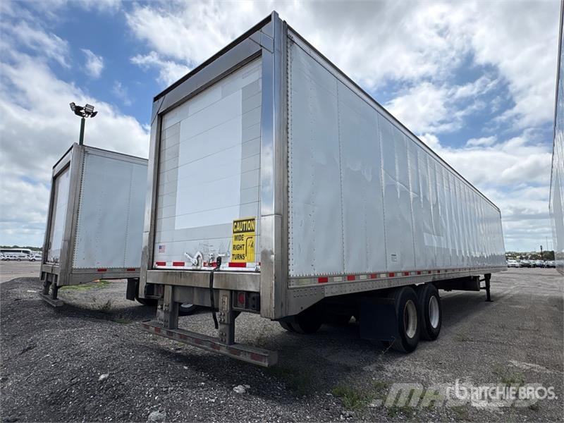 Great Dane 53 ft x 102 in T/A Refrigerated Trailer Piekabes ar temperatūras kontroli