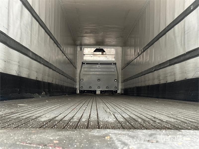 Great Dane 53 ft x 102 in T/A Multi -Temp Refrigerated Traile Piekabes ar temperatūras kontroli