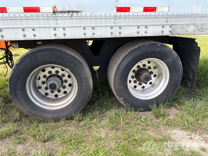 Great Dane 7011TZ-1A*SLT53 53 ft x 102 in T/A Multi -Temp Ref Piekabes ar temperatūras kontroli