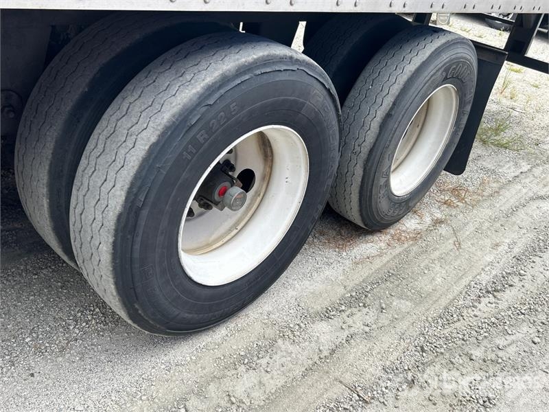 Great Dane CCC-3314-21053 53 ft x 102 in T/A Van Trailer 箱體拖車