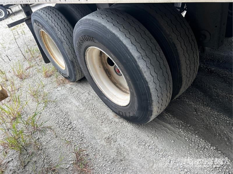 Great Dane CCC-3314-21053 53 ft x 102 in T/A Van Trailer 箱體拖車