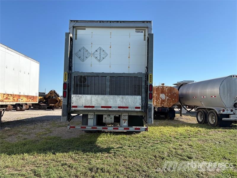 Great Dane CLF300402199 45 ft x 102 in T/A Van Trailer Furgons