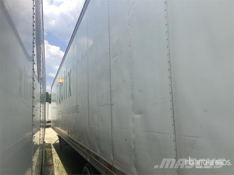 Great Dane CLR-1114-32053 53 ft x 102 in T/A Refrigerated Tra Piekabes ar temperatūras kontroli
