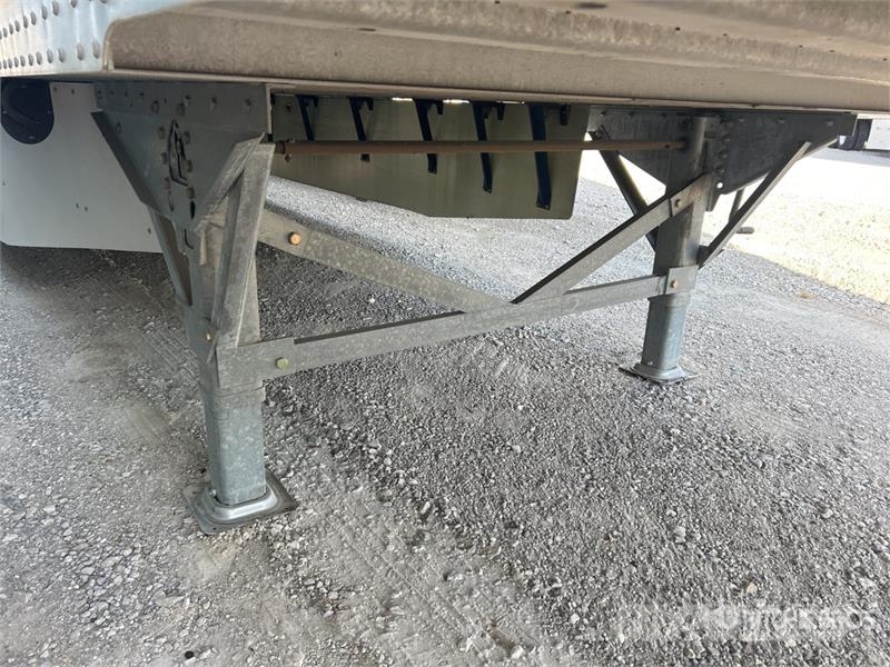 Great Dane CS1-1314-22053 53 ft x 102 in T/A Van Trailer Cajas de remolque