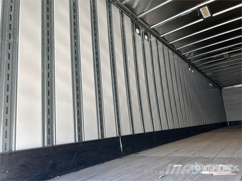Great Dane CS1-1314-22053 53 ft x 102 in T/A Van Trailer Furgons