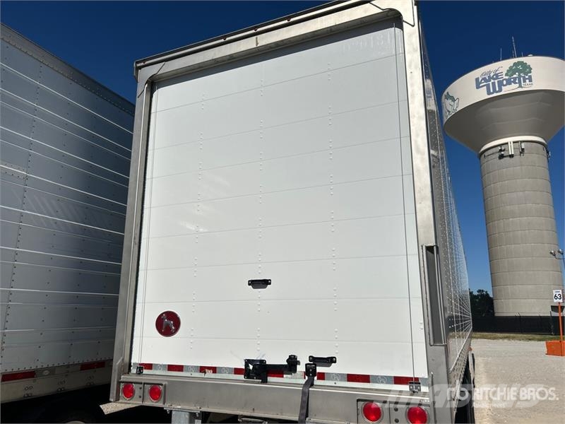 Great Dane CS1-1314-22053 53 ft x 102 in T/A Van Trailer Furgons
