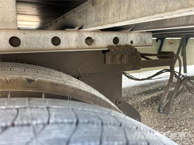 Great Dane CS1-1314-22053 53 ft x 102 in T/A Van Trailer Cajas de remolque