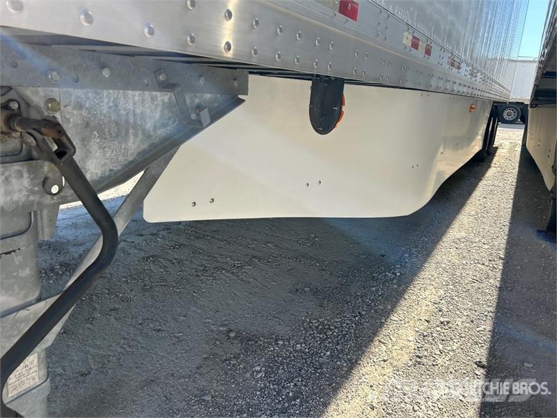 Great Dane CS1-1314-22053 53 ft x 102 in T/A Van Trailer Furgons