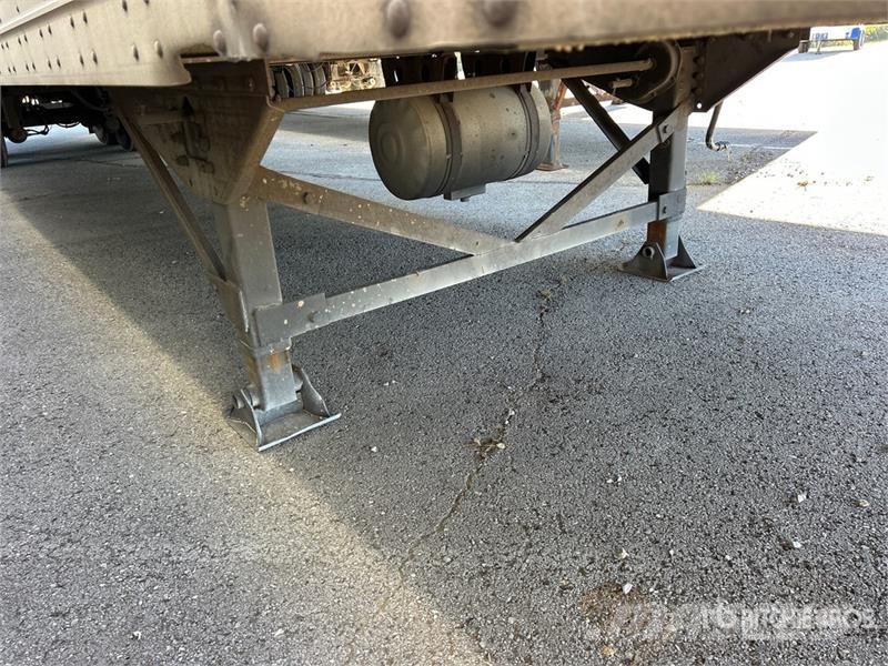 Great Dane DDT 53 ft x 102 in T/A Refrigerated Trailer Poluprikolice hladnjače