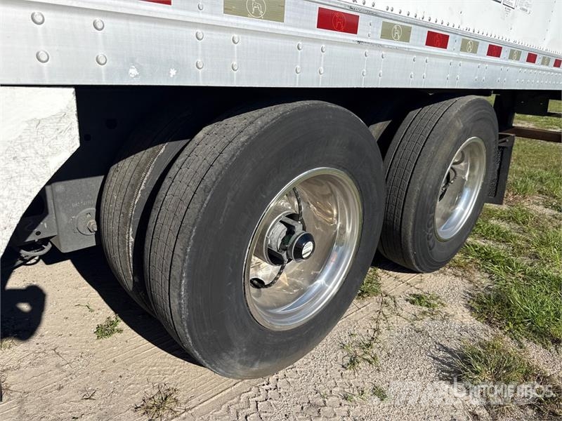 Great Dane ECL-1114-32048 48 ft x 102 in T/A Refrigerated Tra Temperature controlled semi-trailers