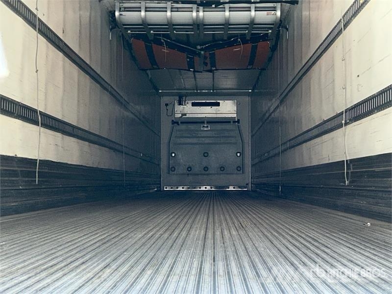Great Dane ECM-1113-12053 53 ft x 102 in T/A Multi -Temp Refr Frysetrailer Semi