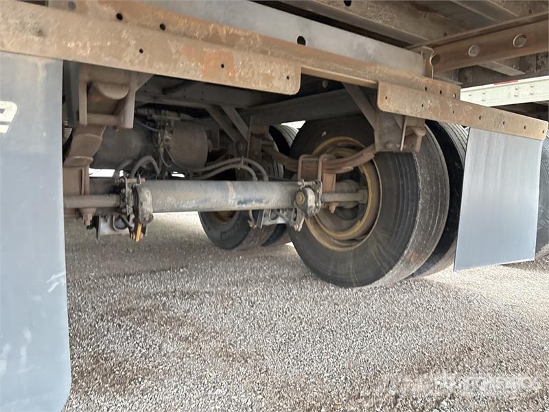 Great Dane ECM-1113-12053 53 ft x 102 in T/A Multi -Temp Refr Frysetrailer Semi